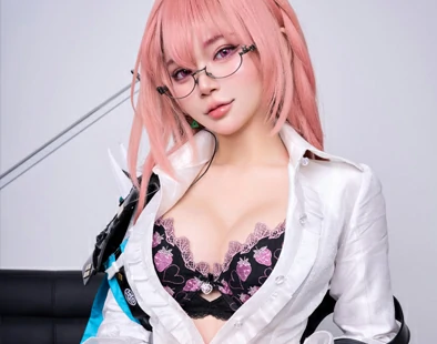 ZinieQ – Yanagi [44P7V]